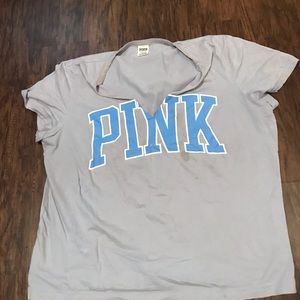 PINK v-neck t-shirt.